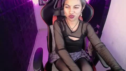 lunarichy online show from February 13, 9:27 pm