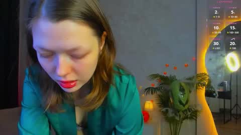 Lily online show from November 1, 5:33 am