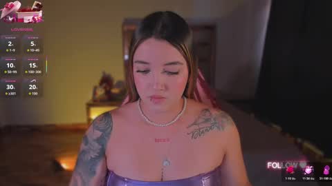 LUNA ROSE online show from October 18, 5:26 pm