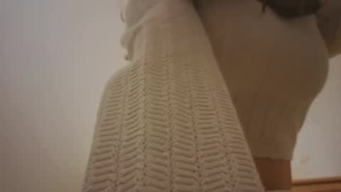 lunoria online show from February 6, 11:19 pm