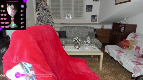 Snapshot of lush_addicted chatting on January 4, 4:43 pm online show from January 4, 4:43 pm