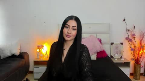 Snapshot of lustful__babe chatting on September 12, 12:12 pm lustful__babe online show from September 12, 12:12 pm