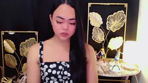 Trina online show from March 10, 1:53 am