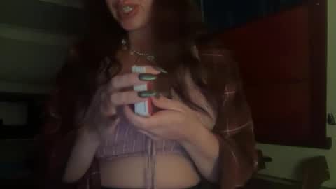 Snapshot of luuunaheartxxx chatting on October 31, 4:14 am luuunaheartxxx online show from October 31, 4:14 am