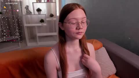 Tessa online show from March 6, 3:01 am