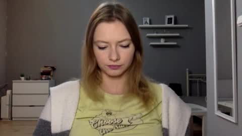 Millie online show from October 29, 3:47 pm