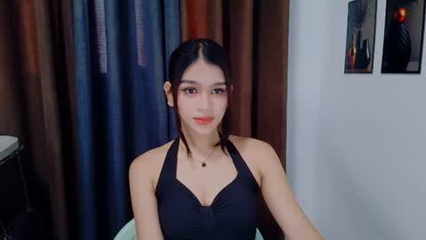 queen lux online show from July 20, 11:38 pm