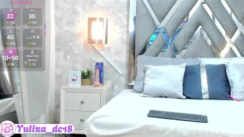 Snapshot of luxury_woman_ chatting on January 30, 8:21 pm online show from January 30, 8:21 pm