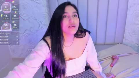 LYA DUBOIS  online show from April 21, 1:42 am