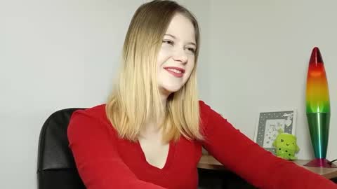 Snapshot of lydiasunny chatting on October 10, 7:08 pm Lydia online show from October 10, 7:08 pm