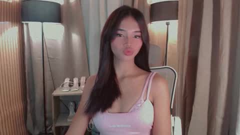 LYKA LOOPS online show from April 16, 8:41 pm