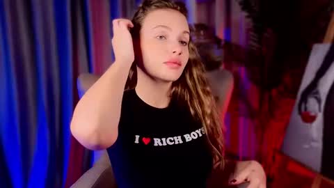 simply Eliza  online show from September 29, 2:11 pm