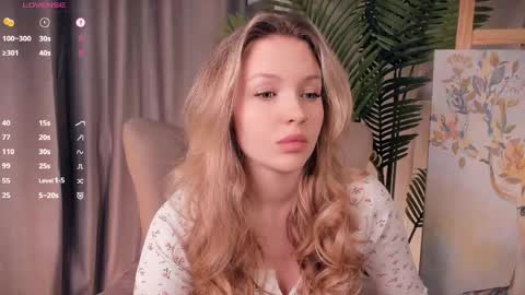 simply Eliza  online show from April 19, 12:27 pm