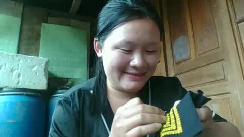 Snapshot of lylymai chatting on September 24, 10:03 am lylymai online show from September 24, 10:03 am