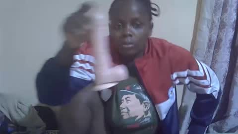 lyn_anna online show from December 15, 4:40 am