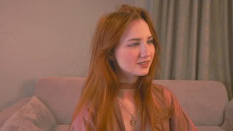 Snapshot of lynnalltop chatting on January 22, 4:13 am Natasha online show from January 22, 4:13 am