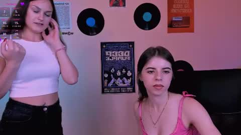 lyra_desire online show from June 18, 7:19 pm