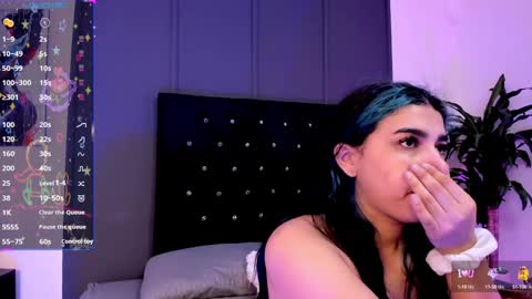 .. online show from December 22, 11:33 am