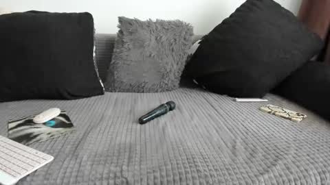 Lisa online show from March 6, 10:43 am