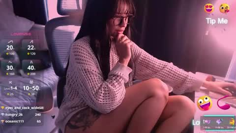 alex online show from April 18, 7:58 pm