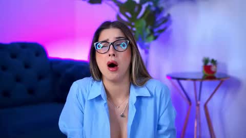 Maddie online show from November 3, 11:36 am