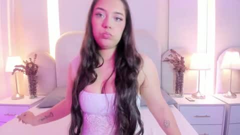 Maddie online show from November 30, 1:04 pm