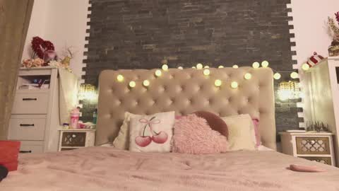 Maddison online show from May 9, 6:54 pm