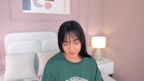 Maddy  online show from January 15, 11:32 am