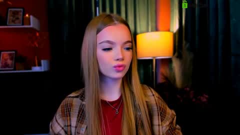 maddy moah online show from April 13, 4:58 am