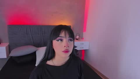 Maddy  online show from October 16, 8:55 pm