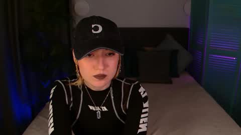 Snapshot of maddygarcia chatting on October 14, 10:56 pm maddygarcia online show from October 14, 10:56 pm
