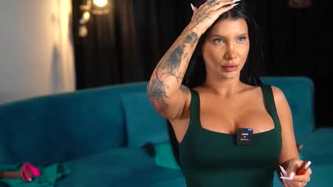 Maddy online show from January 15, 9:26 am