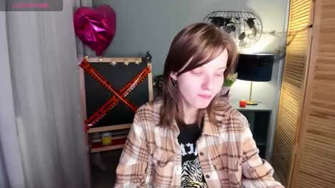 madelaines online show from October 21, 9:13 am