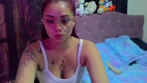 sofia online show from April 16, 8:08 pm