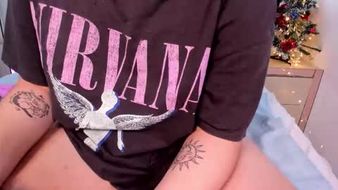 Madeleine  online show from December 5, 3:35 pm