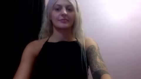 Snapshot of madelinevalentine chatting on October 15, 8:17 am madeline online show from October 15, 8:17 am