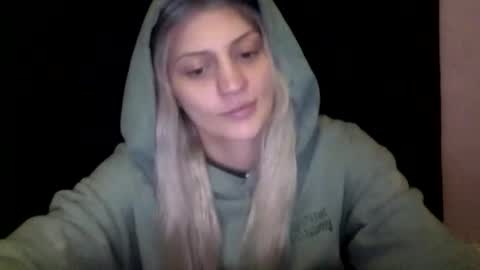 Snapshot of madelinevalentine chatting on October 30, 6:38 am madeline online show from October 30, 6:38 am