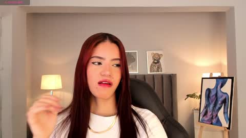 Madie  online show from December 28, 11:41 am