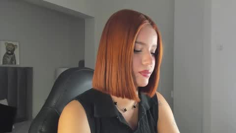 Madie  online show from March 14, 11:44 am