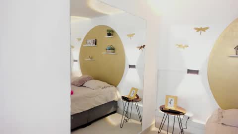 MADISON  online show from October 27, 11:50 am