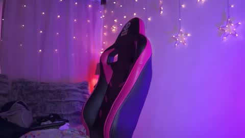 Madison   online show from November 6, 12:22 pm