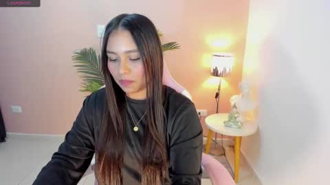 Snapshot of madison_montes chatting on October 17, 4:48 am madison montes online show from October 17, 4:48 am
