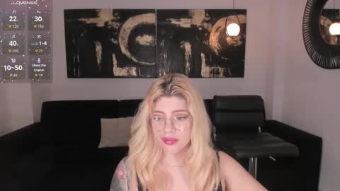 Madison Kane online show from February 12, 12:07 pm