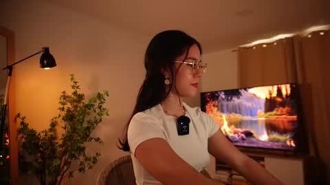 madisonlara online show from October 18, 6:42 pm