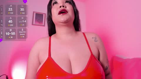 Snapshot of madisoon_lee chatting on February 3, 8:24 pm Madieson Lee online show from February 3, 8:24 pm