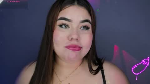 madissonlee__ online show from March 12, 8:55 pm
