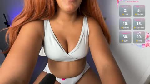 Snapshot of madsnextdoor chatting on October 15, 8:55 pm Maddie online show from October 15, 8:55 pm