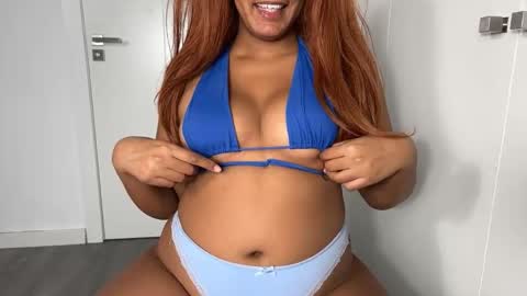 Snapshot of madsnextdoor chatting on October 1, 8:25 pm Maddie online show from October 1, 8:25 pm