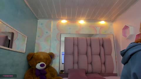 MAEE ANGELS online show from December 30, 10:12 pm