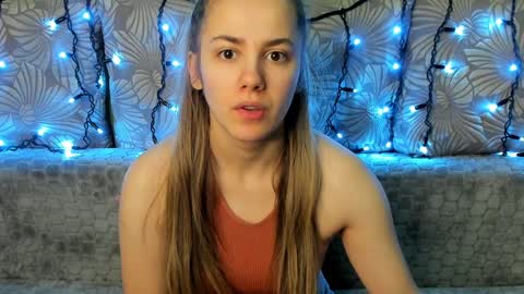 Maggie online show from December 7, 4:20 am
